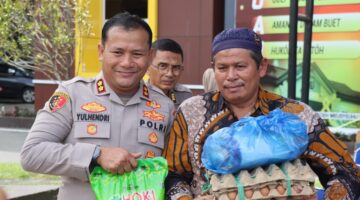 Pelukan Terakhir di Bumi Sepakat Segenep, Kapolres Aceh Tenggara Berpamitan kepada Purnawirawan